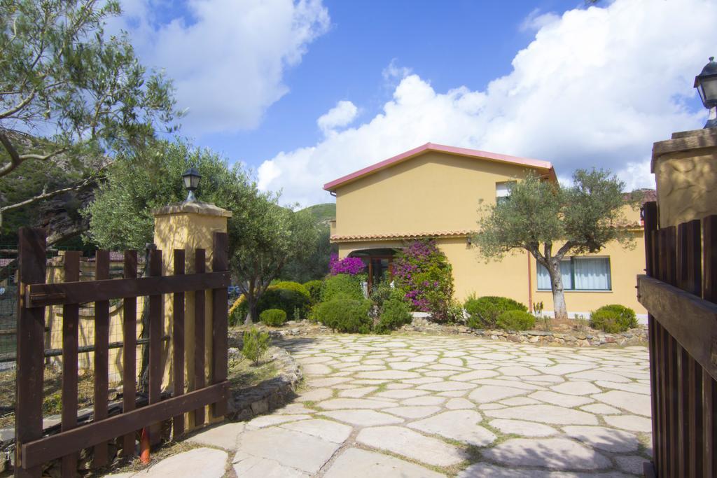 Vakantieboerderij Sa Rocca Iglesias
